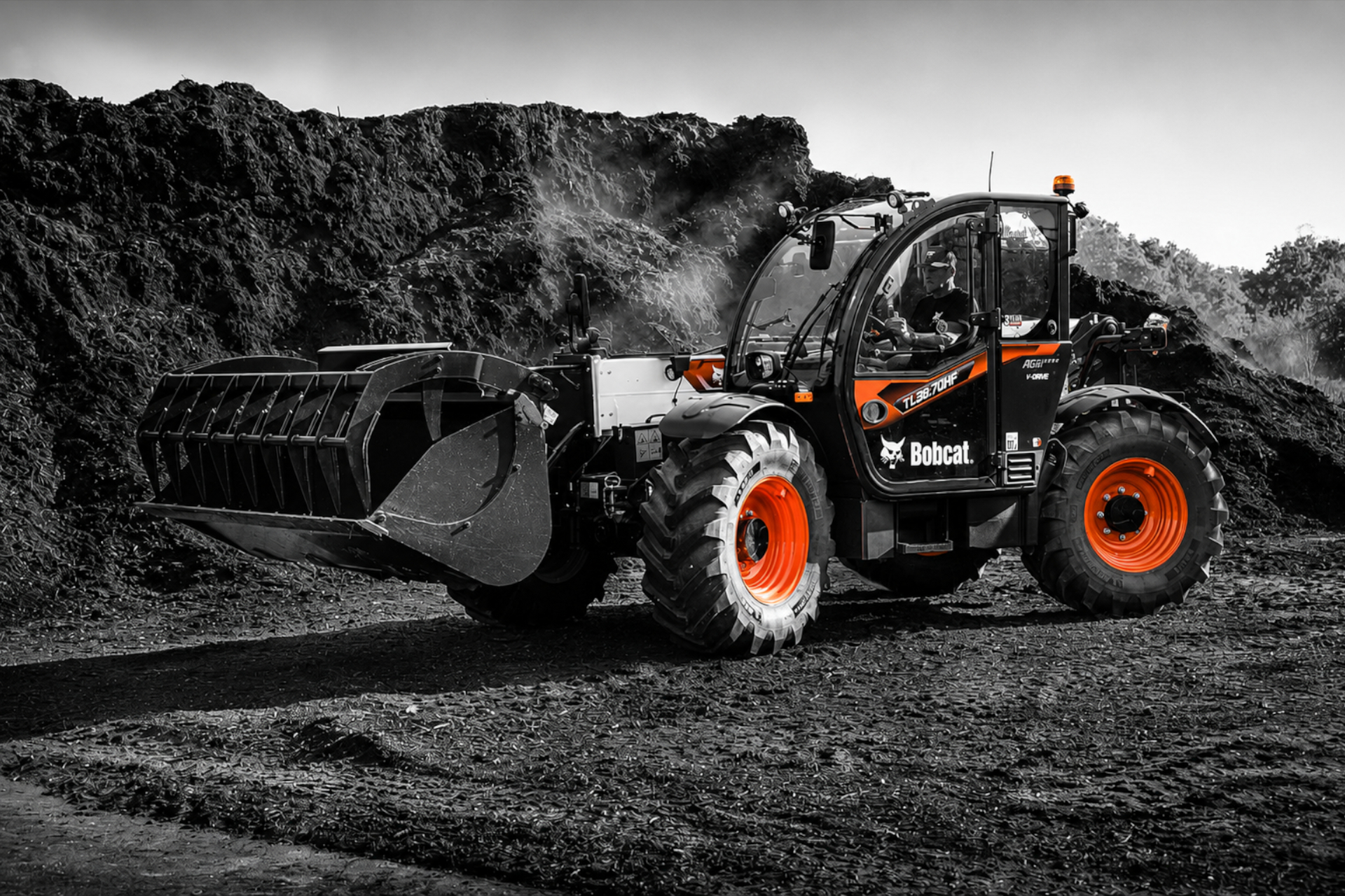Bobcat Teleskoplader TL38.70HF (V-Drive) 