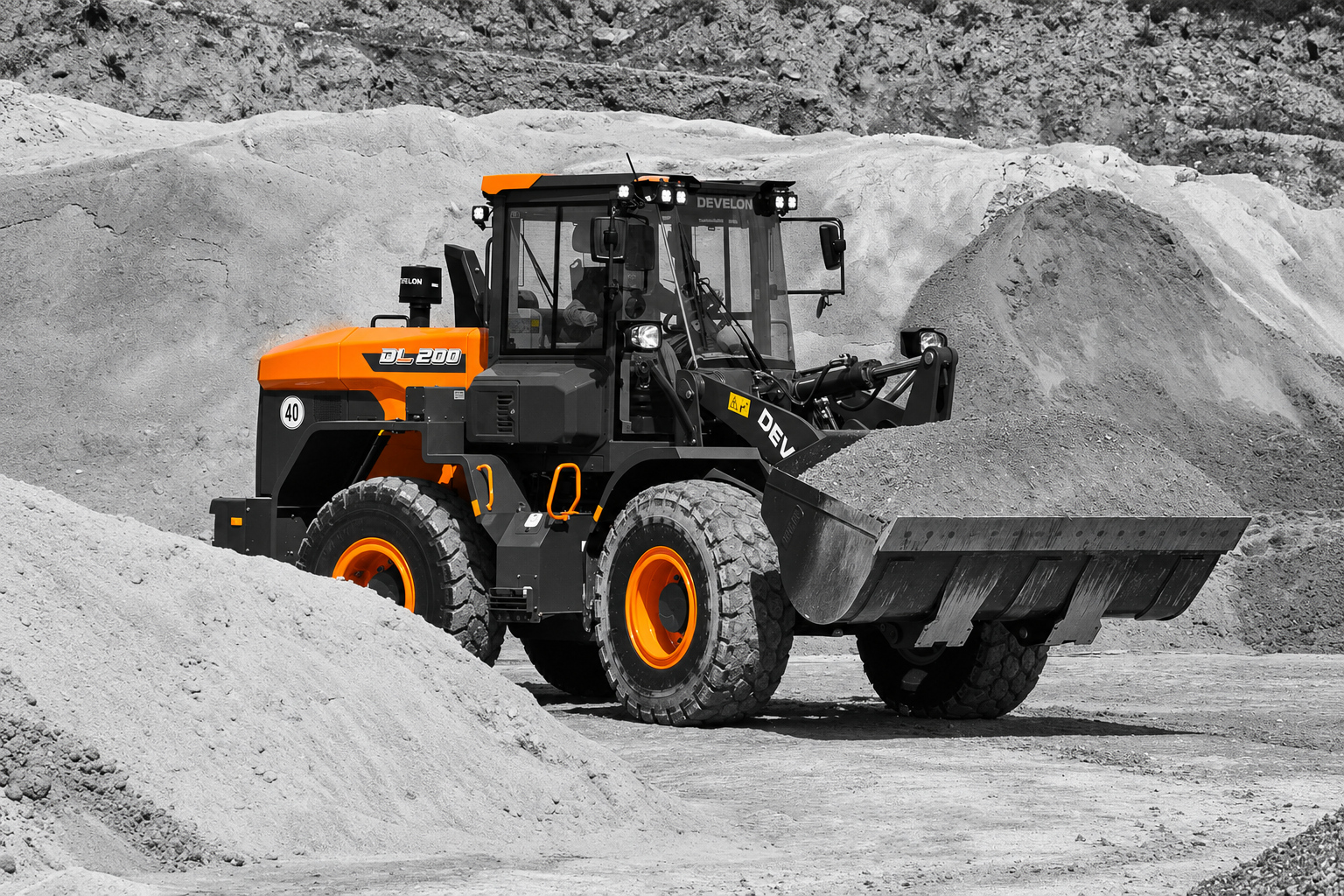 Develon DL200-7