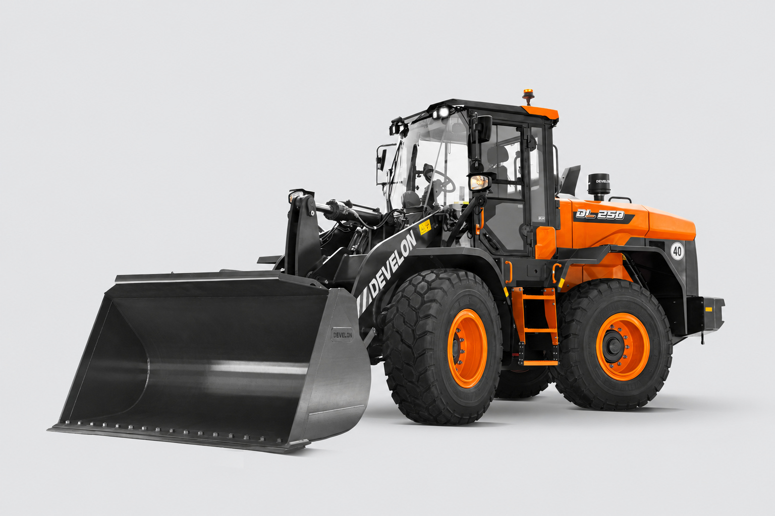 Develon DL250-7