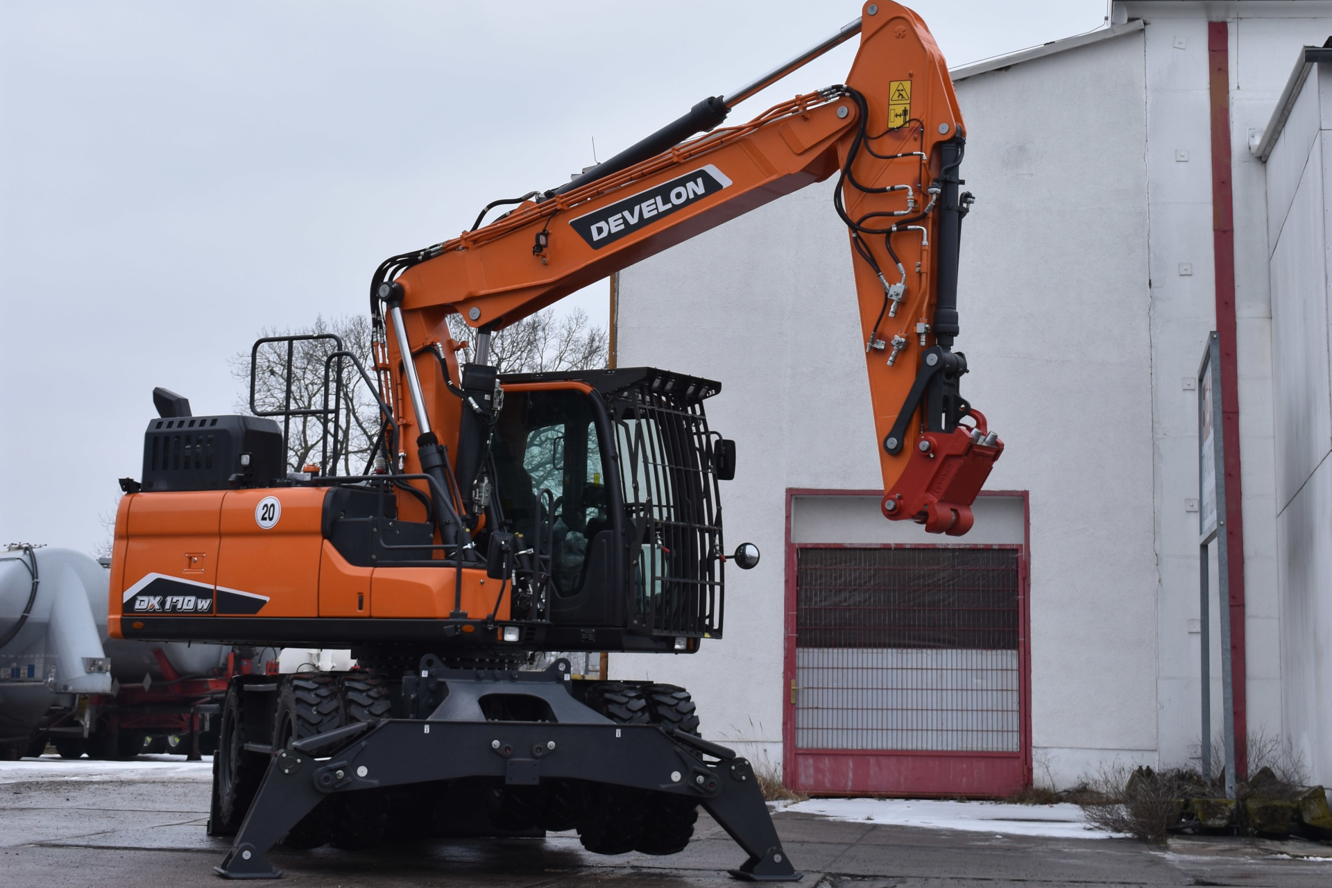 Develon DX170W inkl. Echle Abbruchgitter (2-teilig) 